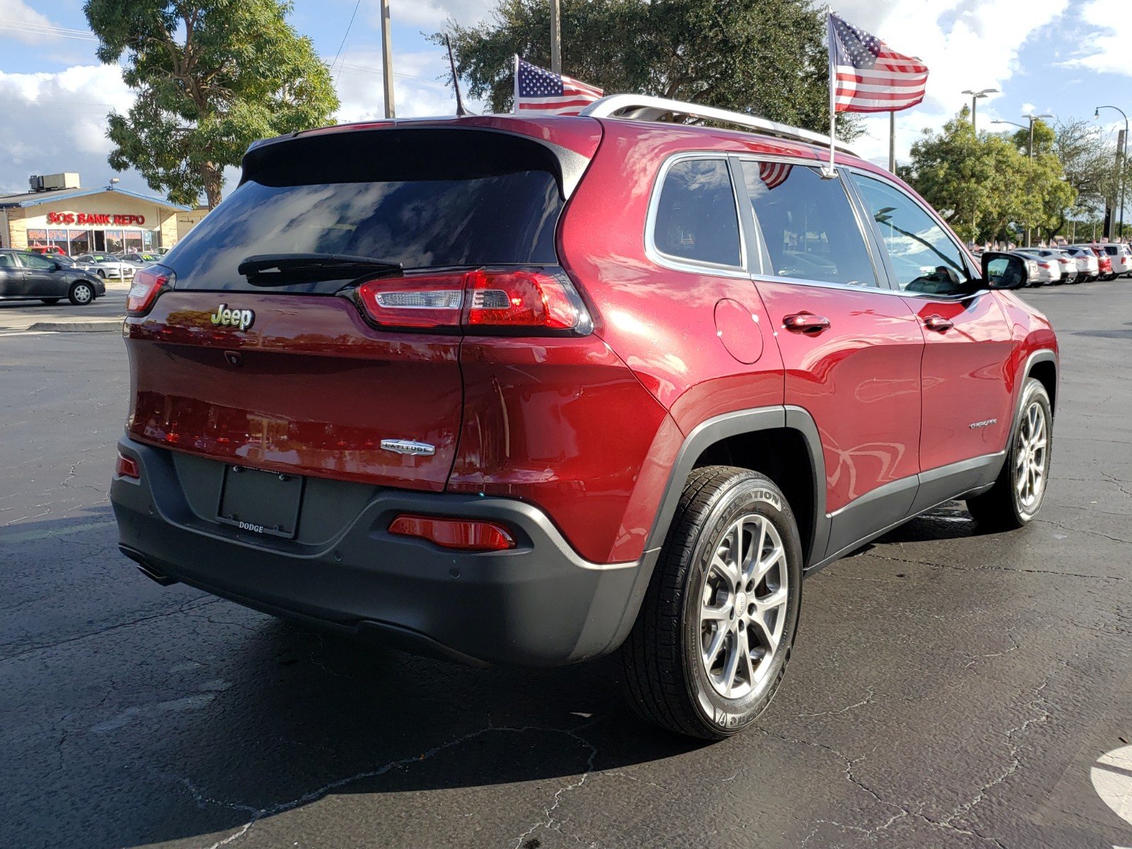 Pre-Owned 2018 Jeep Cherokee Latitude Plus Sport Utility in Plantation ...