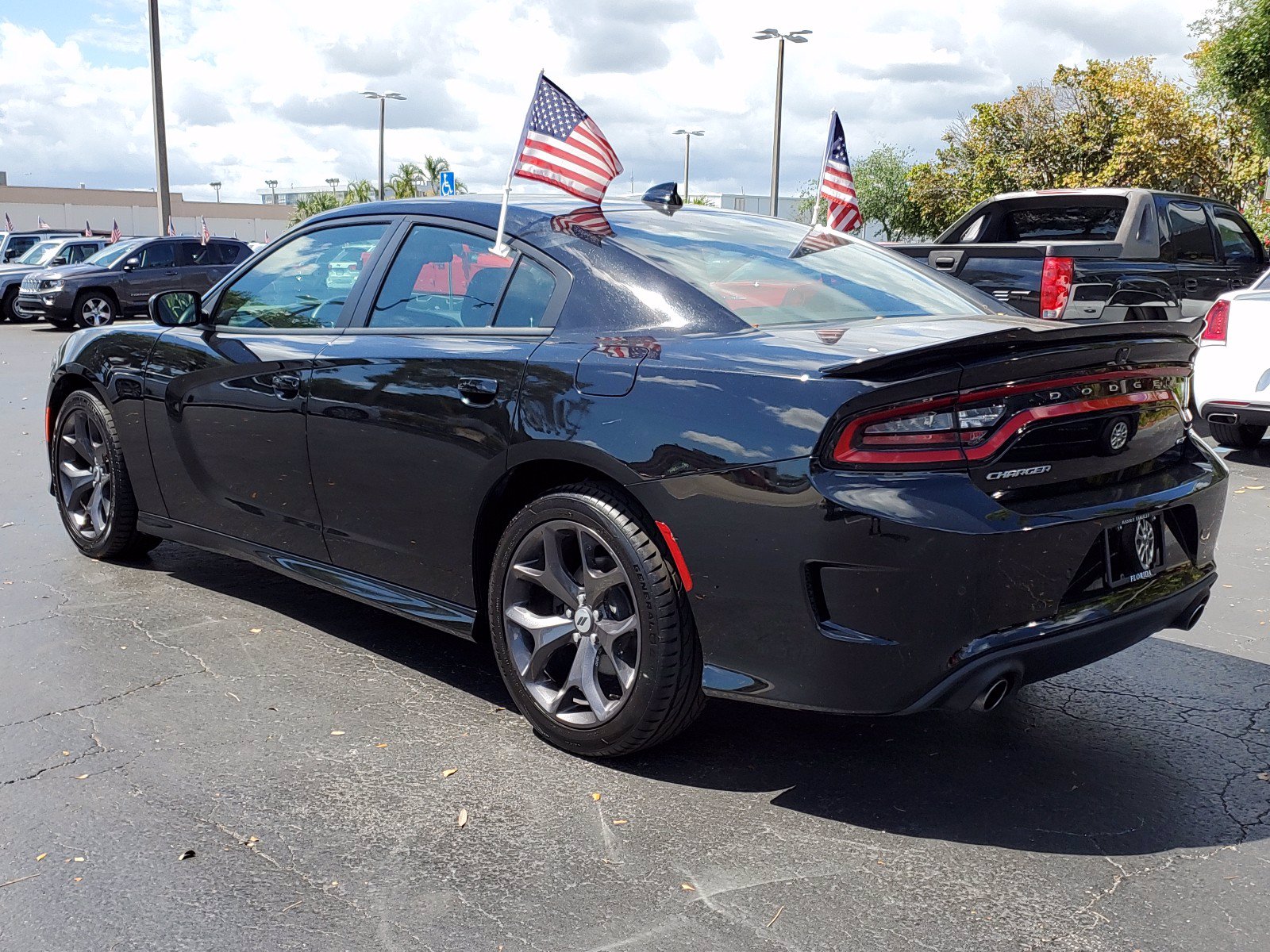 Pre-Owned 2019 Dodge Charger GT 4dr Car in Plantation #7481P | Massey ...