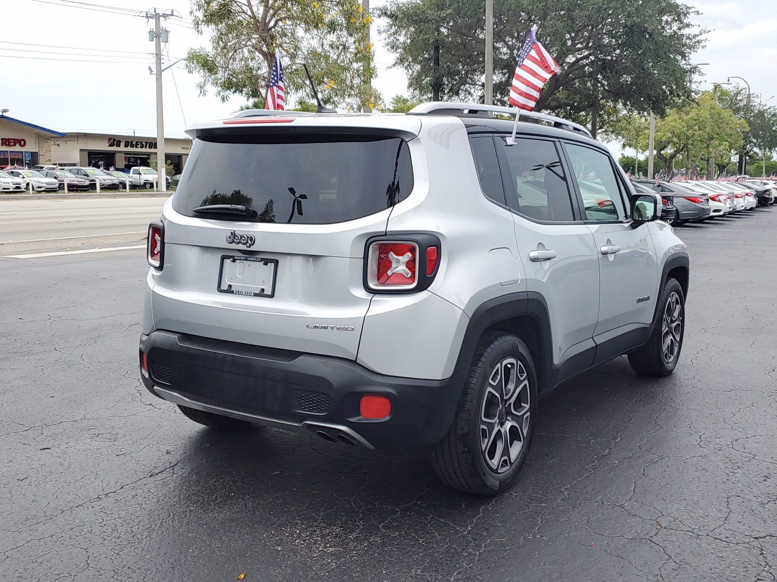Pre-Owned 2017 Jeep Renegade Limited Sport Utility in ...
